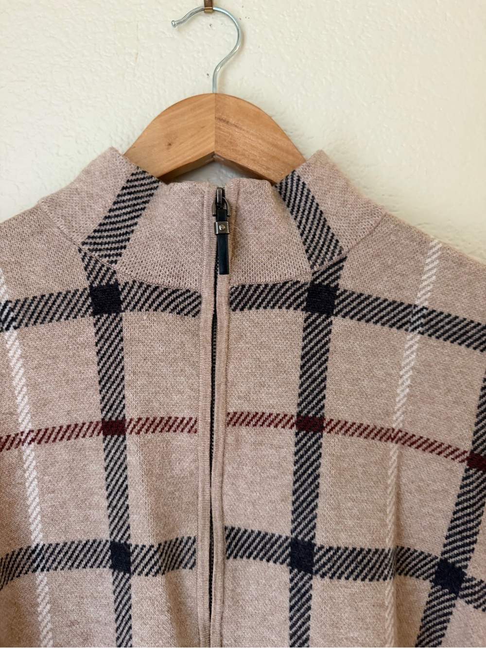 Tahari Plaid Zip Front Cape Poncho Jacket L/XL - Picture 3 of 7
